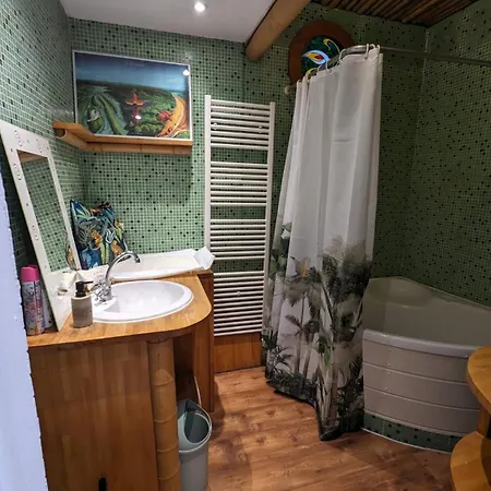 Eclats De Canopee Apartment